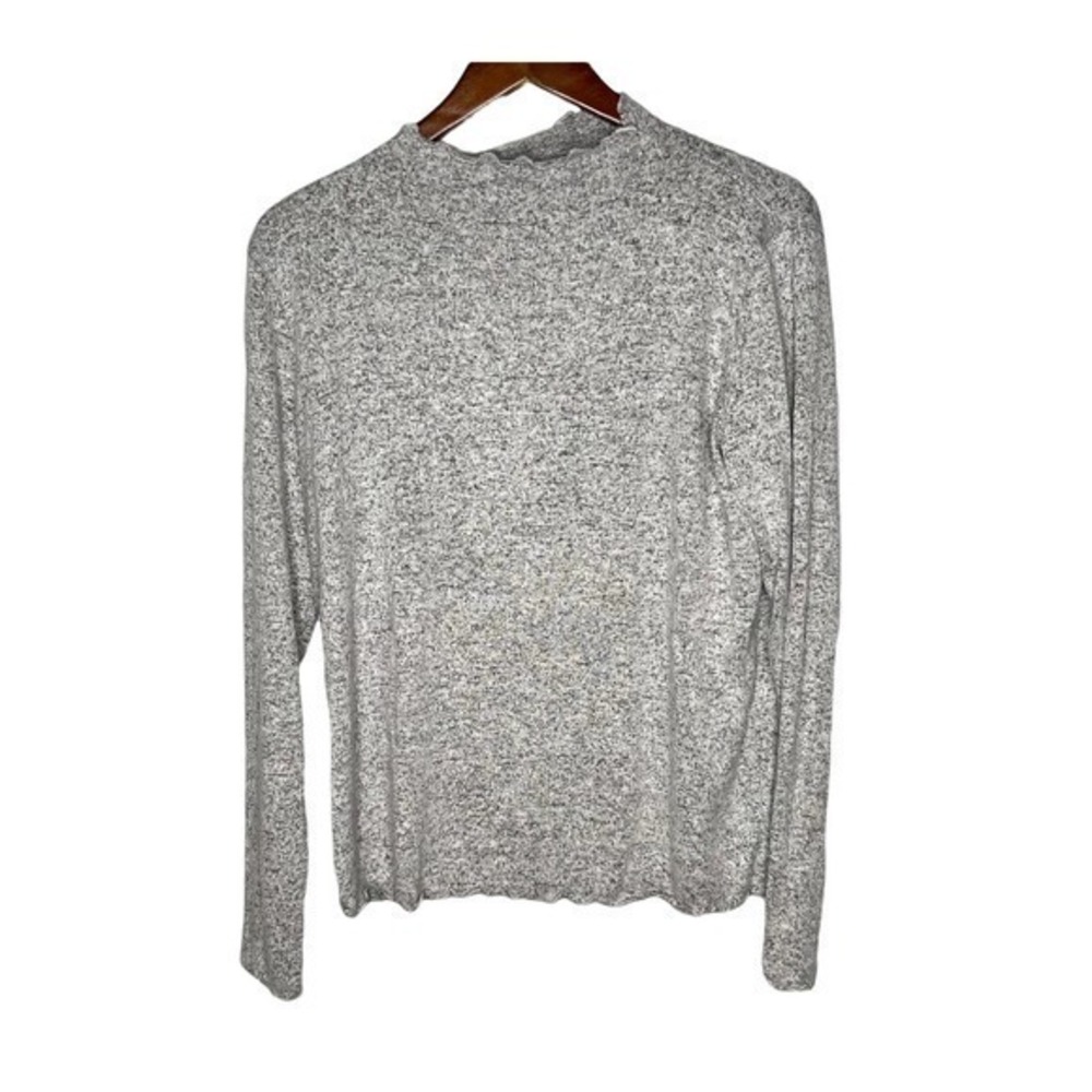 Saints 21 gray ruffle trim mock neck stretchy light long sleeve sweater large